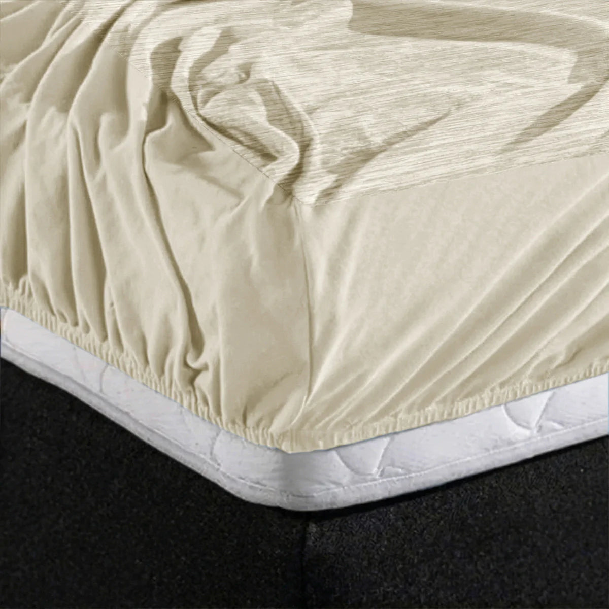 Zelesta Special Cooling Blend Fitted Sheet in Ivory Sand on a white background