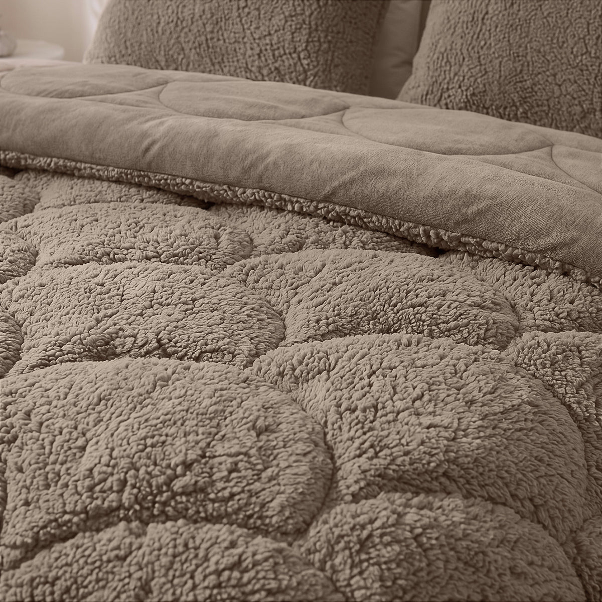 Zelesta Special Teddy Chenille Duvet - Dark Taupe