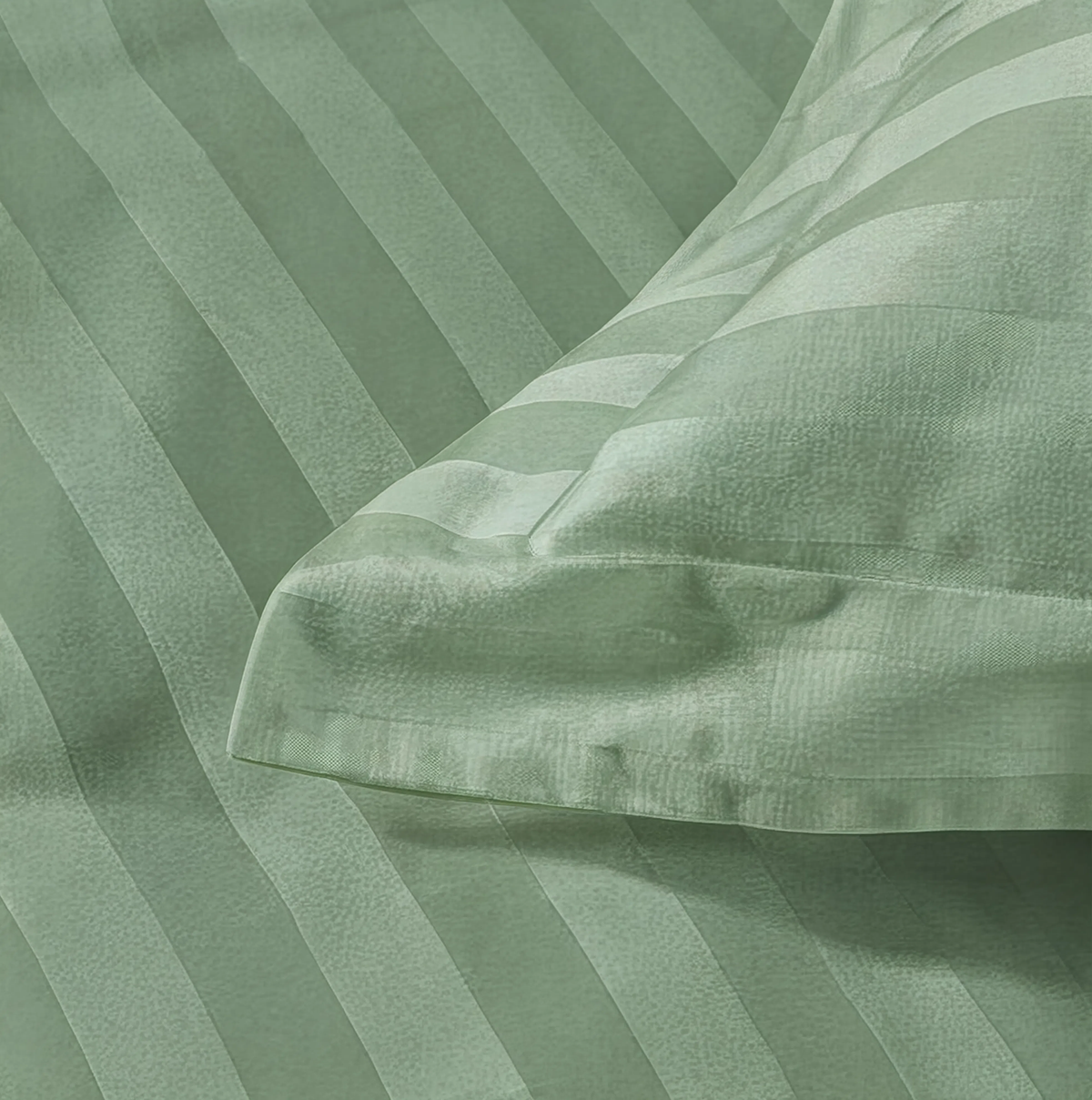 Zelesta Deluxe Hotel Stripe Satin Cotton Duvet - Green