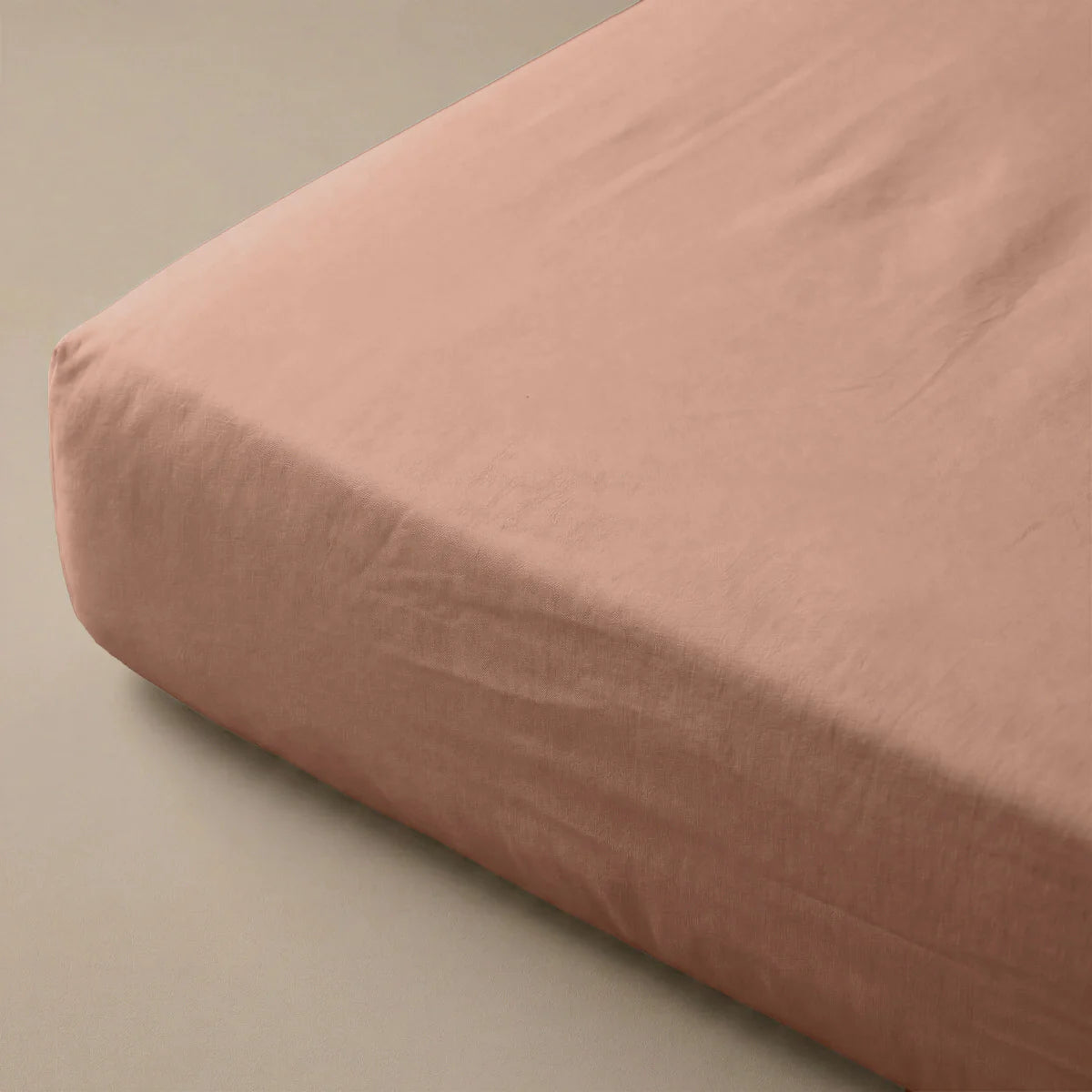 Zelesta Special Cooling Serene Fitted Sheet in Terracotta Pink on a white background