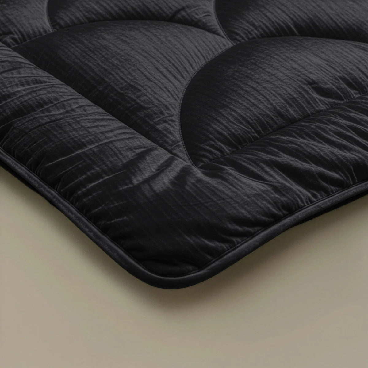 Zelesta Special Velvet Chic Duvet - Black