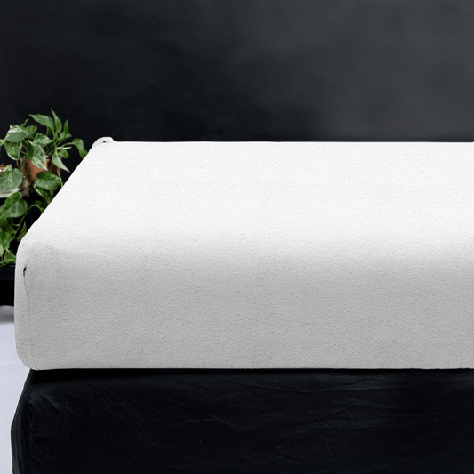 Zelesta Teddy Fitted Sheet - White image
